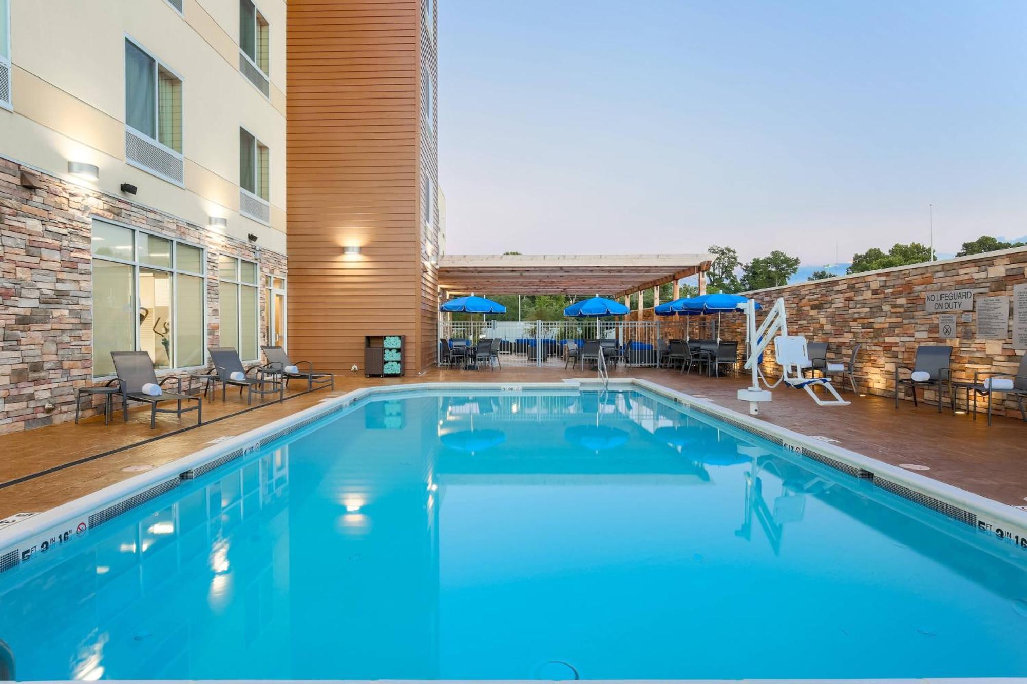 Fairfield Inn & Suites By Marriott Alexandria Exterior foto